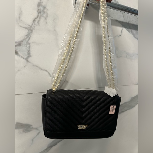 Victoria’s Secret Pebbled V-Quilt Shoulder Bag Chain Strap Purse Black - Picture 4 of 5